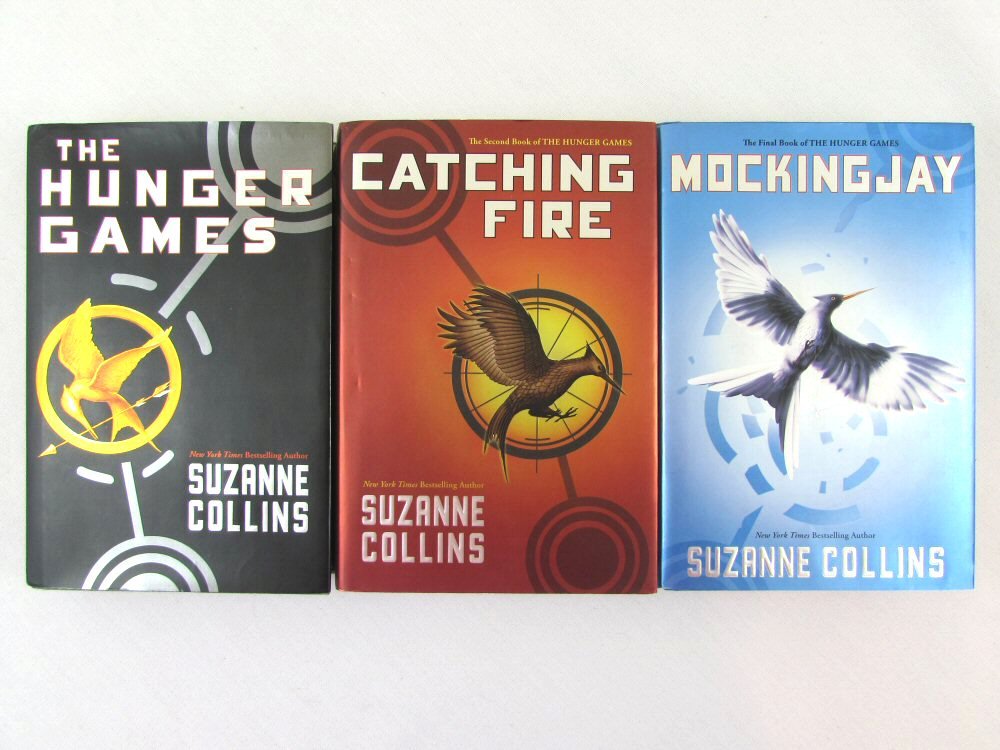 The Hunger Games Trilogy Boxed Set|THE HUNGER GAMES