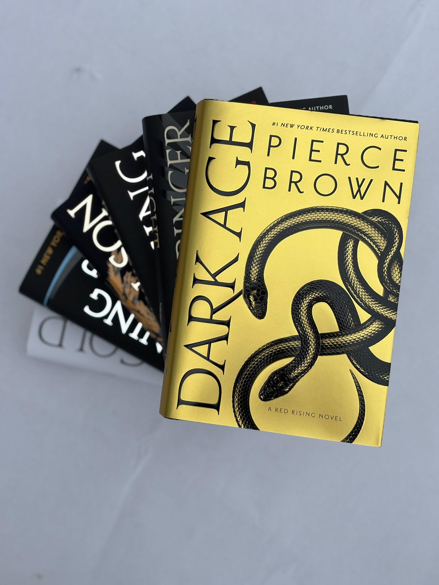 Red Rising Series Vol. 1-6, 6 Books Set, Red Rising, Golden Son, Morning Star, Iron Gold, Light Bringer, Dark Age, by Pierce Brown