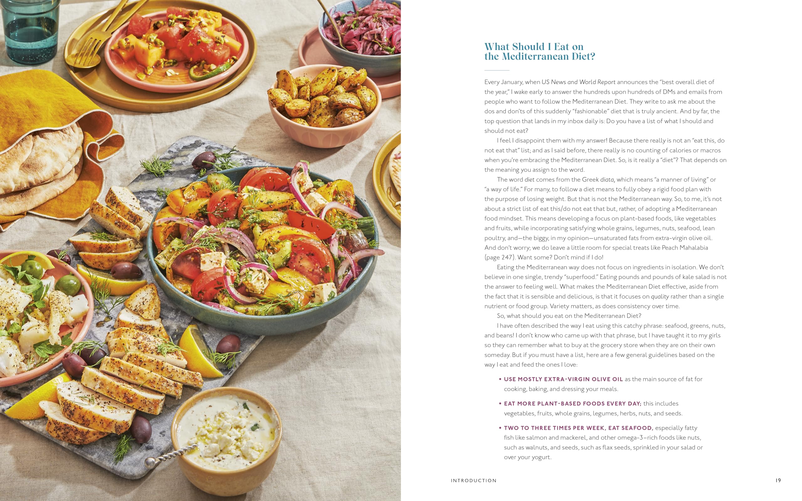 The Mediterranean Dish: Simply Dinner: 125 Easy Mediterranean Diet-Inspired Recipes to Eat Well and Live Joyfully: A Cookbook
